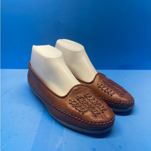 Dexter Women's 9 M Loafer Brown Leather Slip On Casual Comfort - Picture 1 of 8